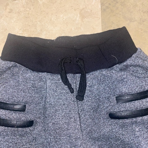 Steve’s Jeans youth sweat joggers - Picture 2 of 4